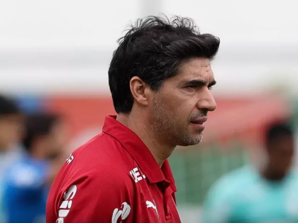 Dia do Palmeiras: Sporting mira Abel Ferreira e Verdão avança para liberar 4 mil ingressos ao Fluminense