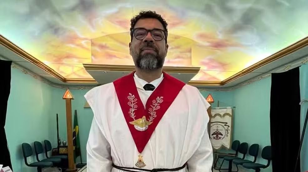 Advogado sergipano morre após marquise de prédio desabar na RMS
