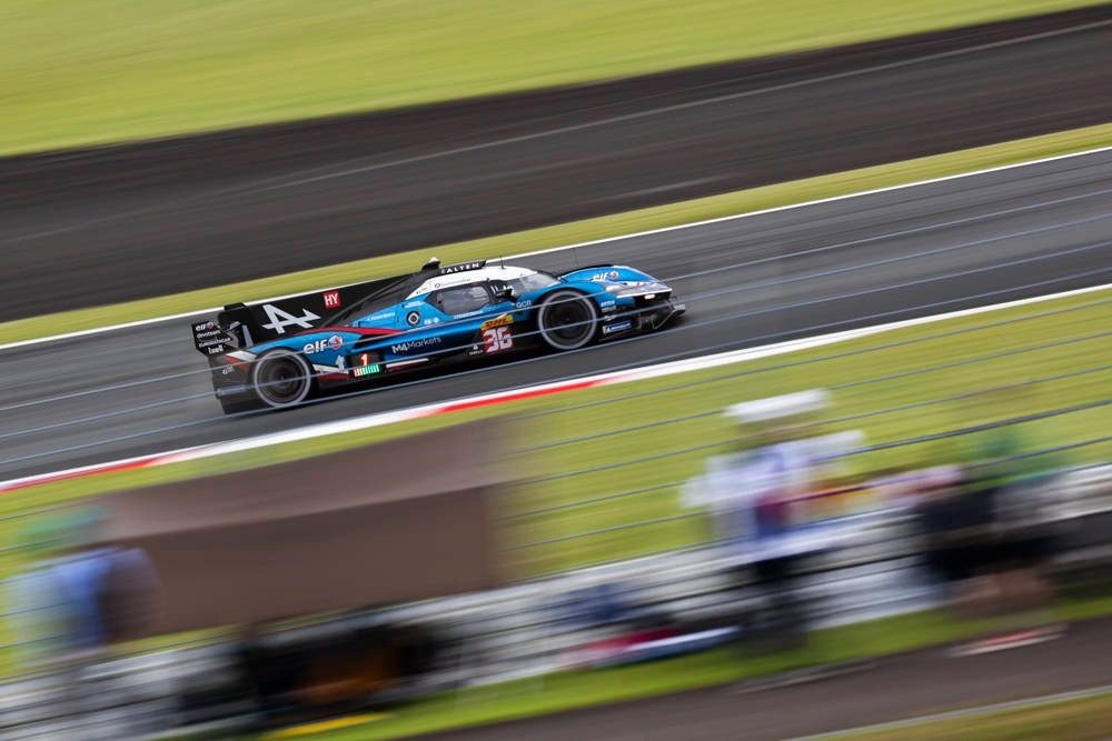 Alpine perde vitória ao não sacrificar um dos seus carros em fuji