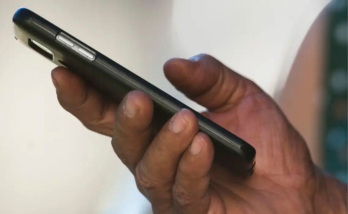Internet grátis nas eleições pode derrubar sinal de celular, alerta Anatel ao STF; entenda