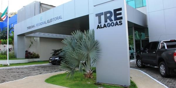 TRE/AL determina remoção de publicação considerada ofensiva à honra de candidato