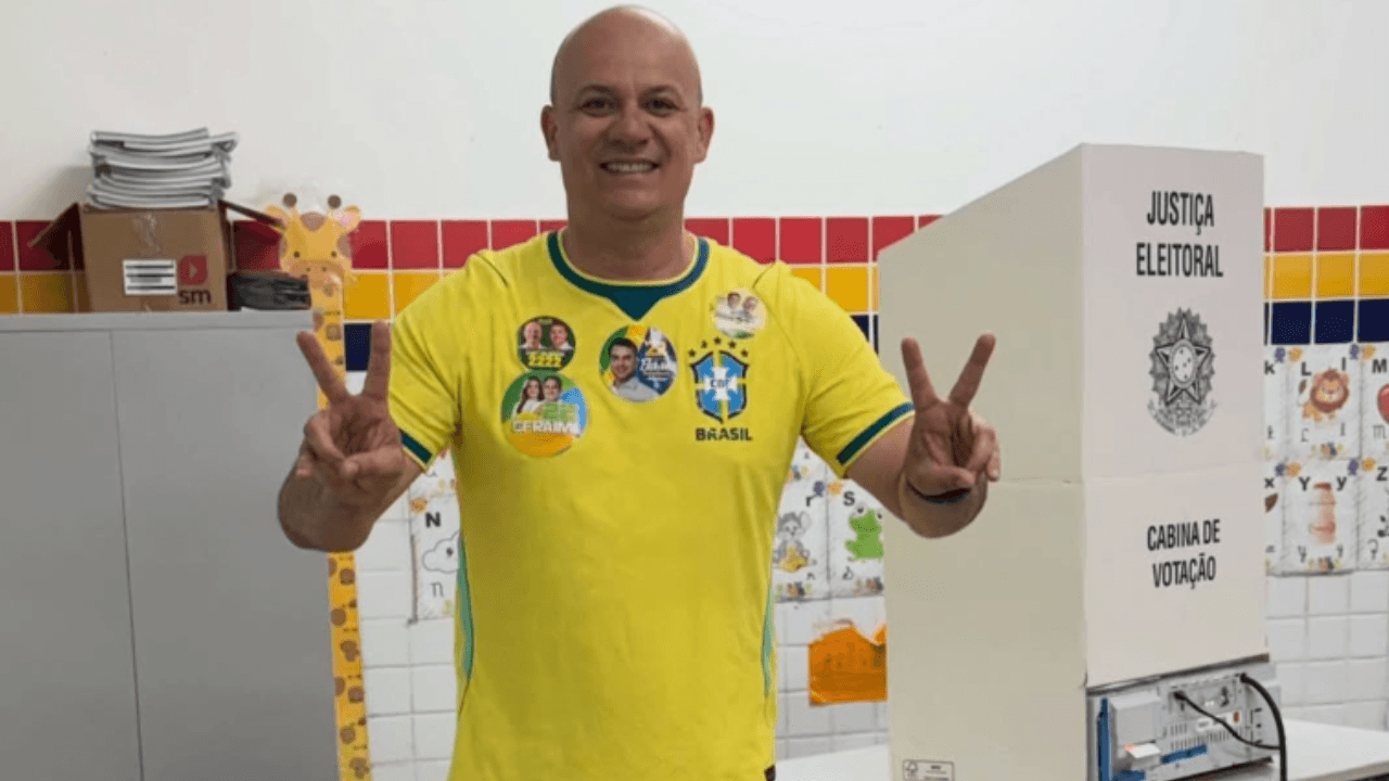 Cabo Gilberto promete 1 milhão de votos para Flávio na PB
