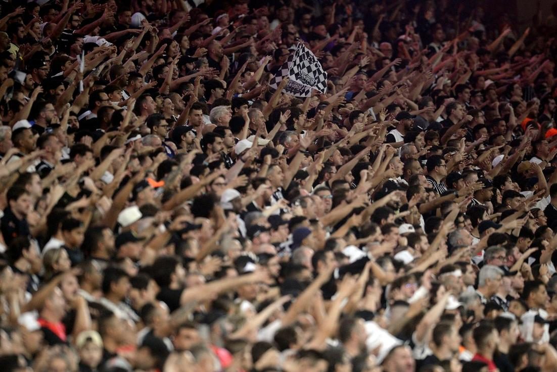 Corinthians Avança em Proposta de Naming Rights com a Caixa