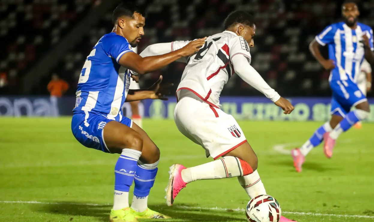 Série B: o desempenho do Avaí contra os sete últimos adversários na luta contra o rebaixamento