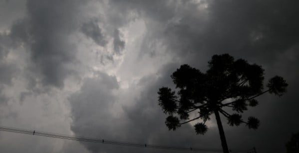 Curitiba tem terça fria, mas temperaturas sobem na quarta; veja a partir de que horas
