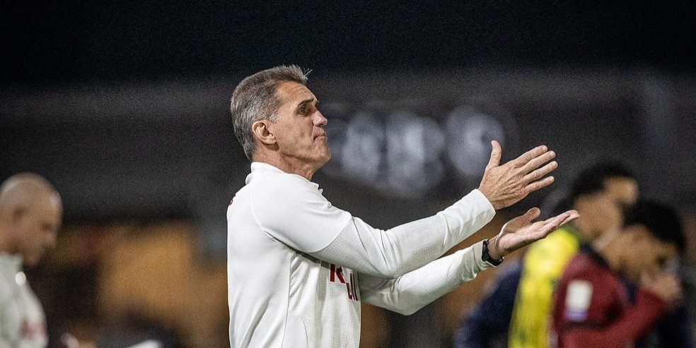 Mancini lamenta chances desperdiçadas: ‘Gente pecou nas finalizações’