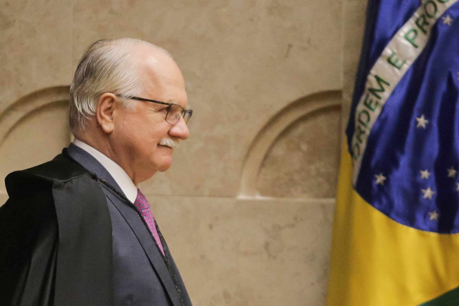 Fachin recusa pedido de Fux para acessar inquérito das Fake News