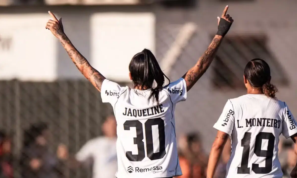 Atual campeão, Corinthians estreia na Libertadores com vitória contra Colo-Colo