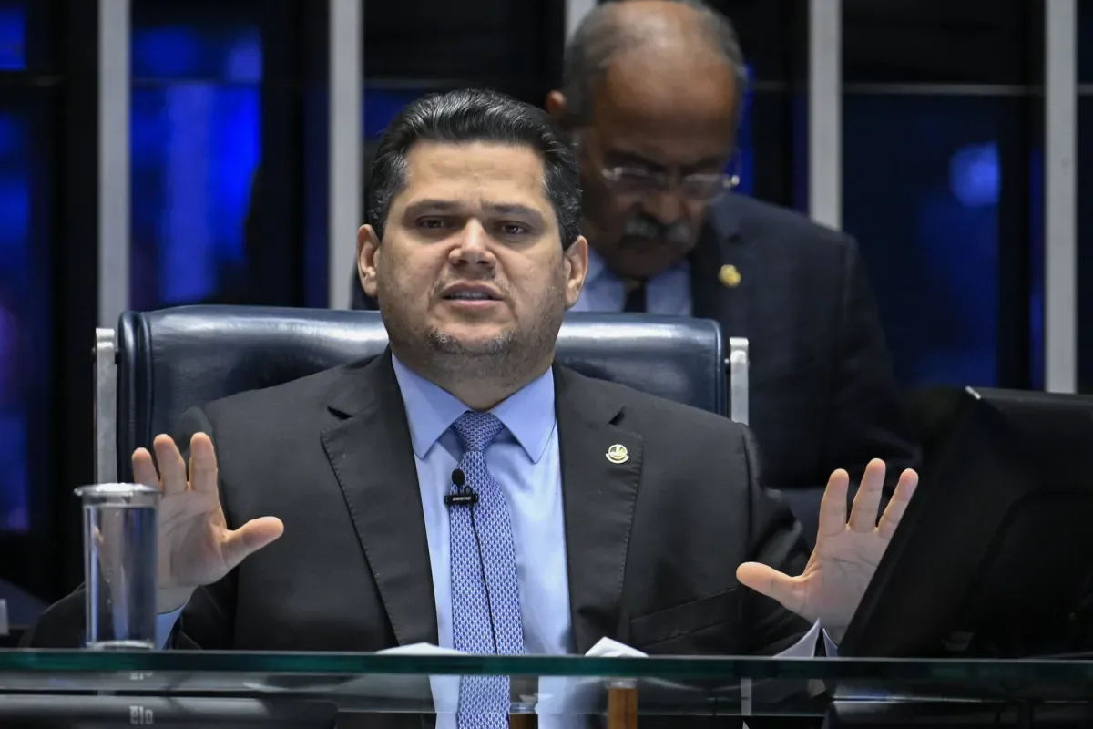 Alcolumbre retira PEC da Segurança Pública da pauta do Senado | Blog do Magno