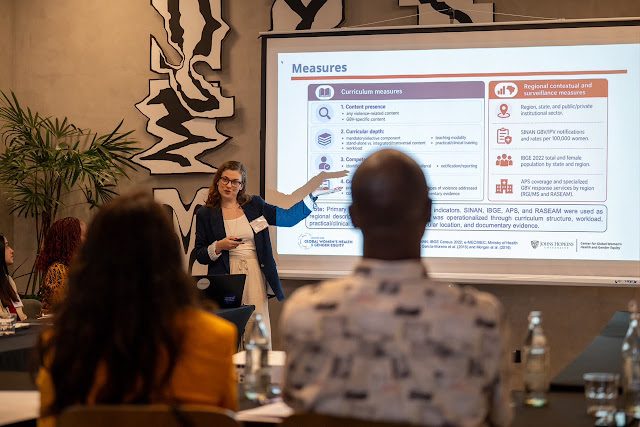 Professora da UNIFASE apresenta pesquisa sobre violência de gênero em fórum internacional na Tailândia