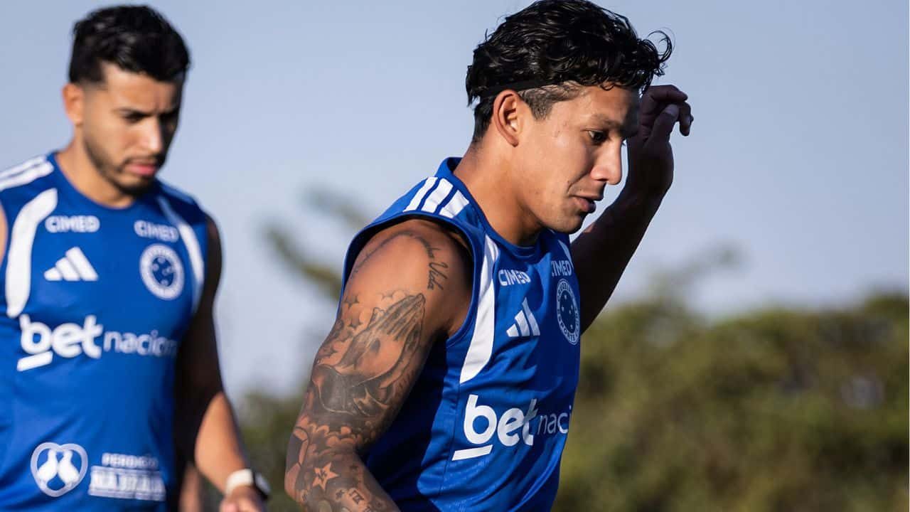 Cruzeiro encerra preparação contra o Grêmio com duas novidades; confira