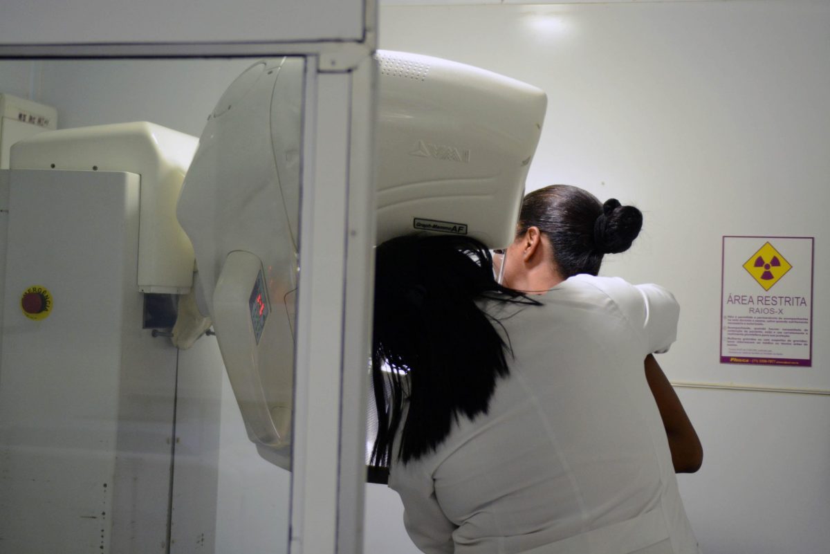 Agendamento para mamografias durante ação do Outubro Rosa segue aberto