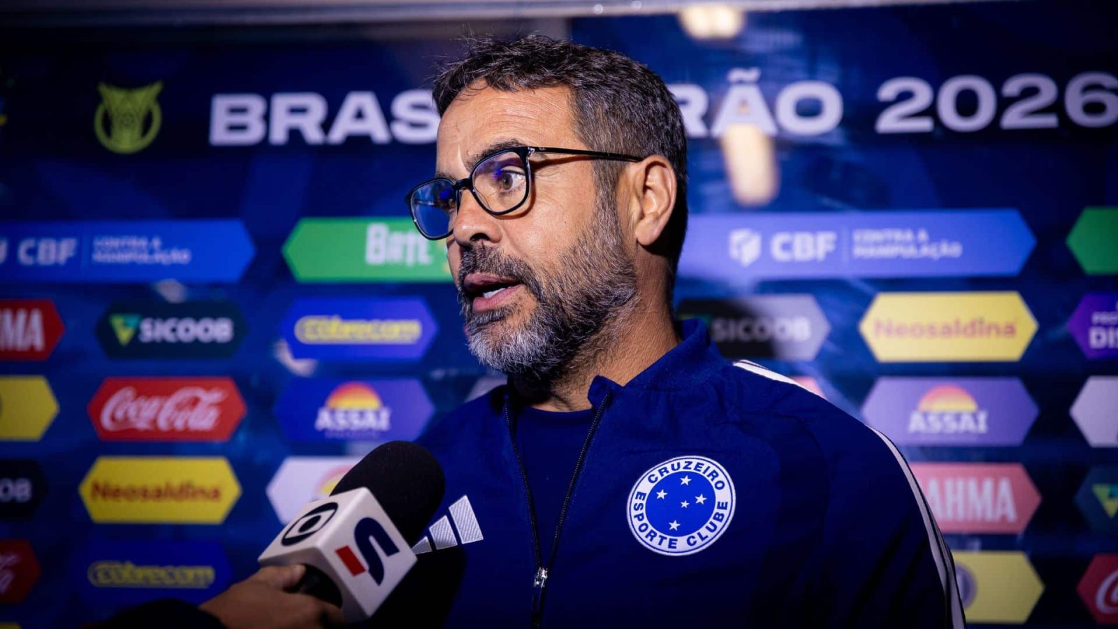 Técnico do Cruzeiro, Artur Jorge, exalta atuação do time e faz alerta sobre próximos jogos; veja a coletiva do técnico