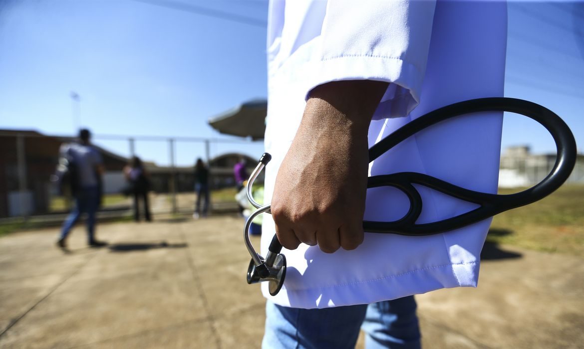 Revalida 2026/2: divulgado resultado de casos de logística e de saúde - Dia a Dia Notícia