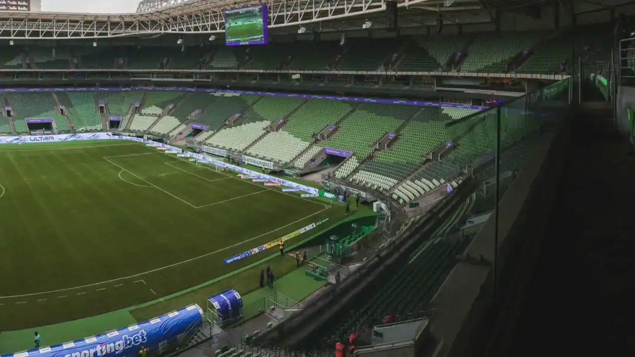 Torcida do Palmeiras ainda não esgotou ingressos para jogo contra o Fluminense; veja a parcial