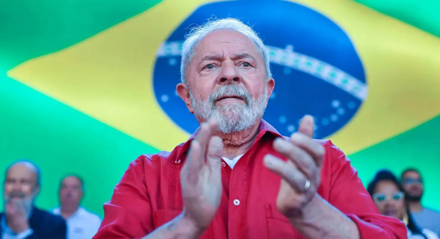 Lula aceita desafio de Flávio e inclui filhos e ex-assessor na proposta de abertura de sigilos