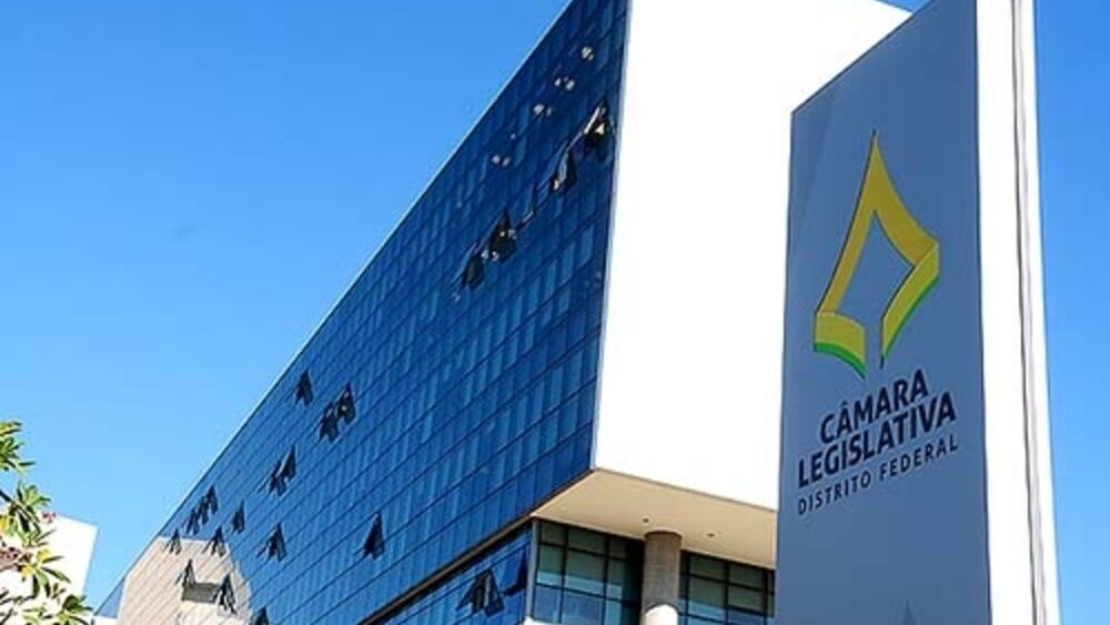 CLDF gasta R$ 606,9 milhões e investimentos despencam 79%