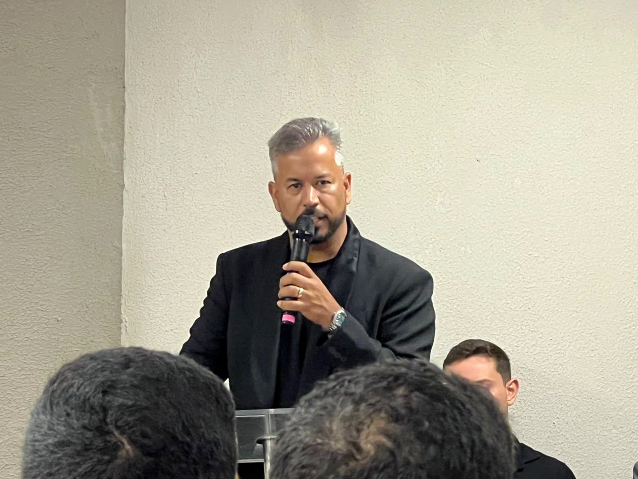 Por aclamação, Rogério Siqueira é reconduzido à presidência do ASA para o terceiro mandato